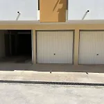Climatise Avec Parking, Face A La - Fr-1-619-131