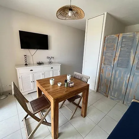 דירה Climatise Avec Parking, Face A La - Fr-1-619-131 *